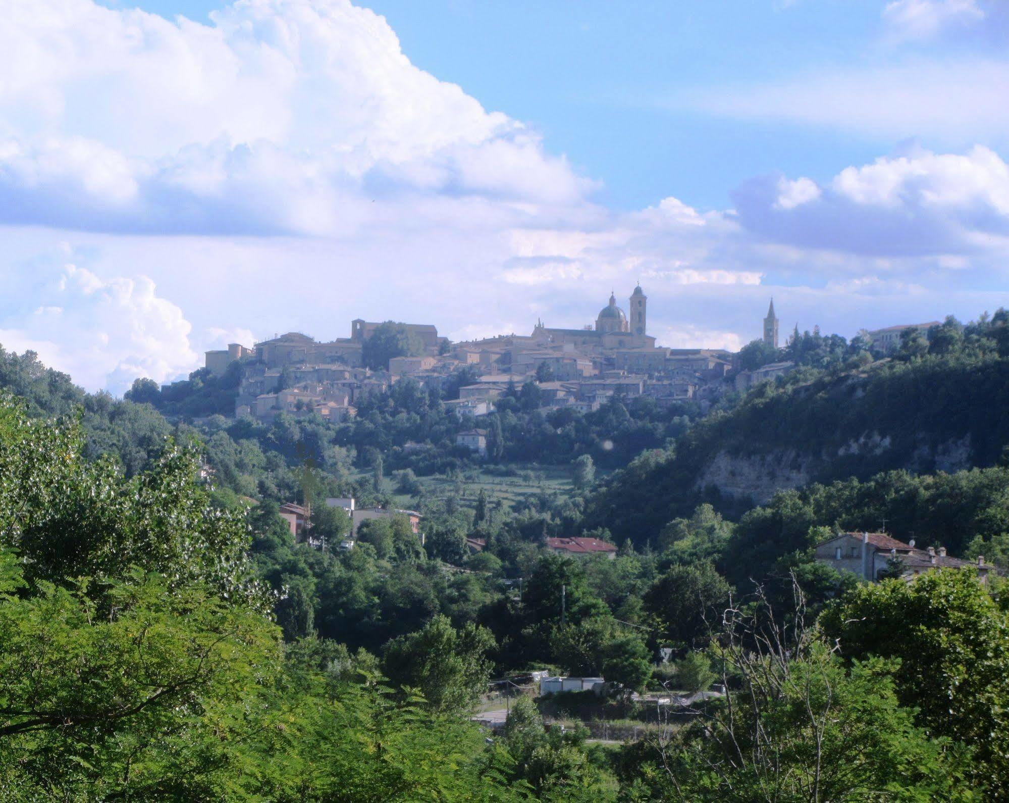 Hotel La Meridiana Urbino Extérieur photo
