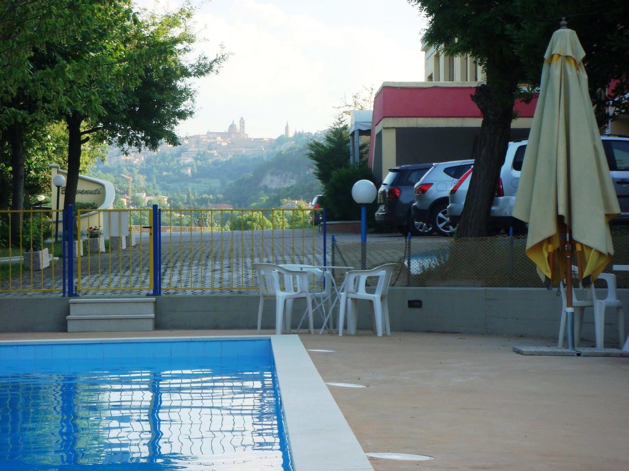 Hotel La Meridiana Urbino Extérieur photo